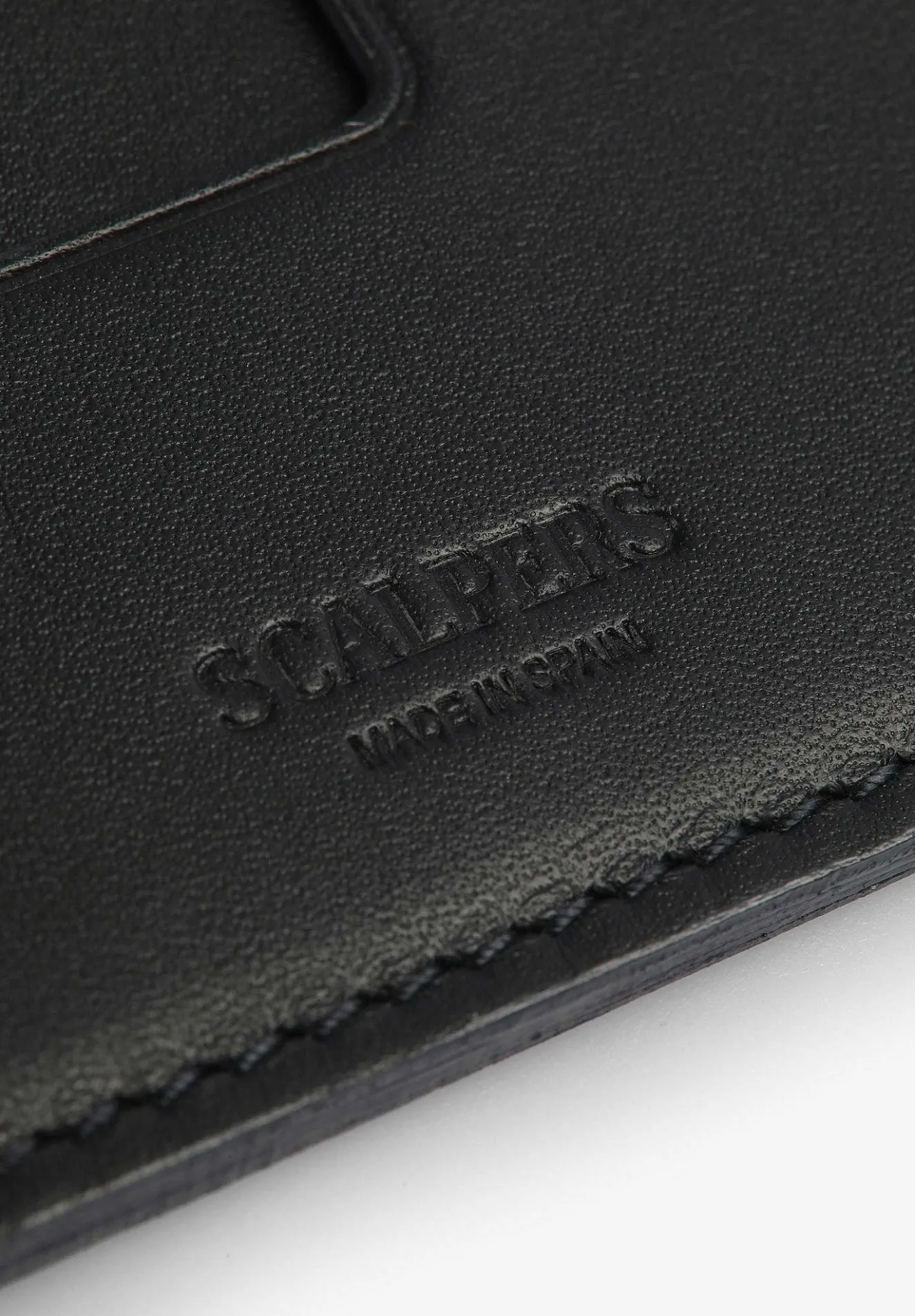 Arne Free Cardholder-Scalpers Clearance
