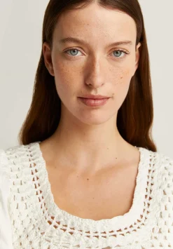 Blusa Detalles Crochet-Scalpers Best