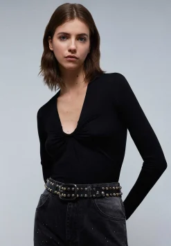 Camiseta Detalle Escote-Scalpers Shop