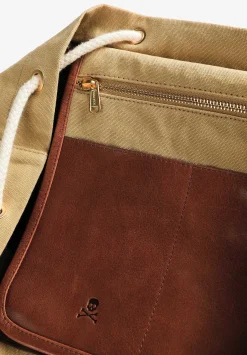Mochila Detalle Nudo-Scalpers Discount