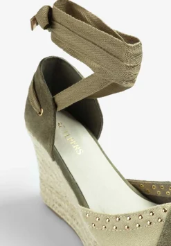 Nudo Studs Sandal-Scalpers Fashion