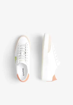 Sneakera Bajas Calavera Lateral-Scalpers Hot