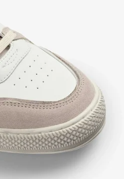 Sneakers Altas Detalles Serraje-Scalpers New