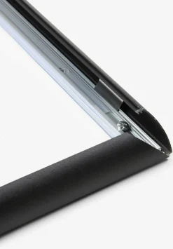 The Racer Frame-Scalpers New